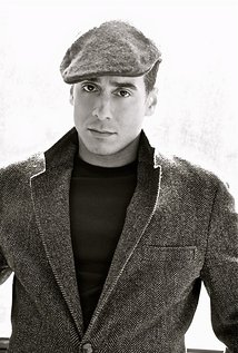 カークアセヴェド『12モンキーズ』ホセ役の身長や結婚、過去作品などWiki的プロフィール にぎわす