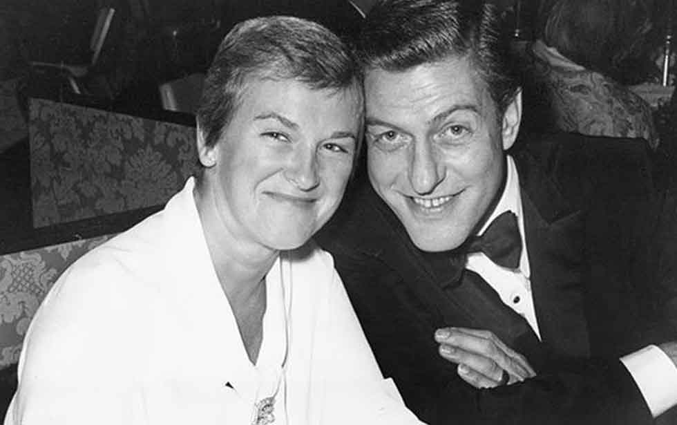 ディックヴァンダイクの今現在の年齢はいくつ？兄弟やメリーポピンズでの英語の訛り、チキチキバンバンなど過去出演作やゴールデングローブ受賞など詳細